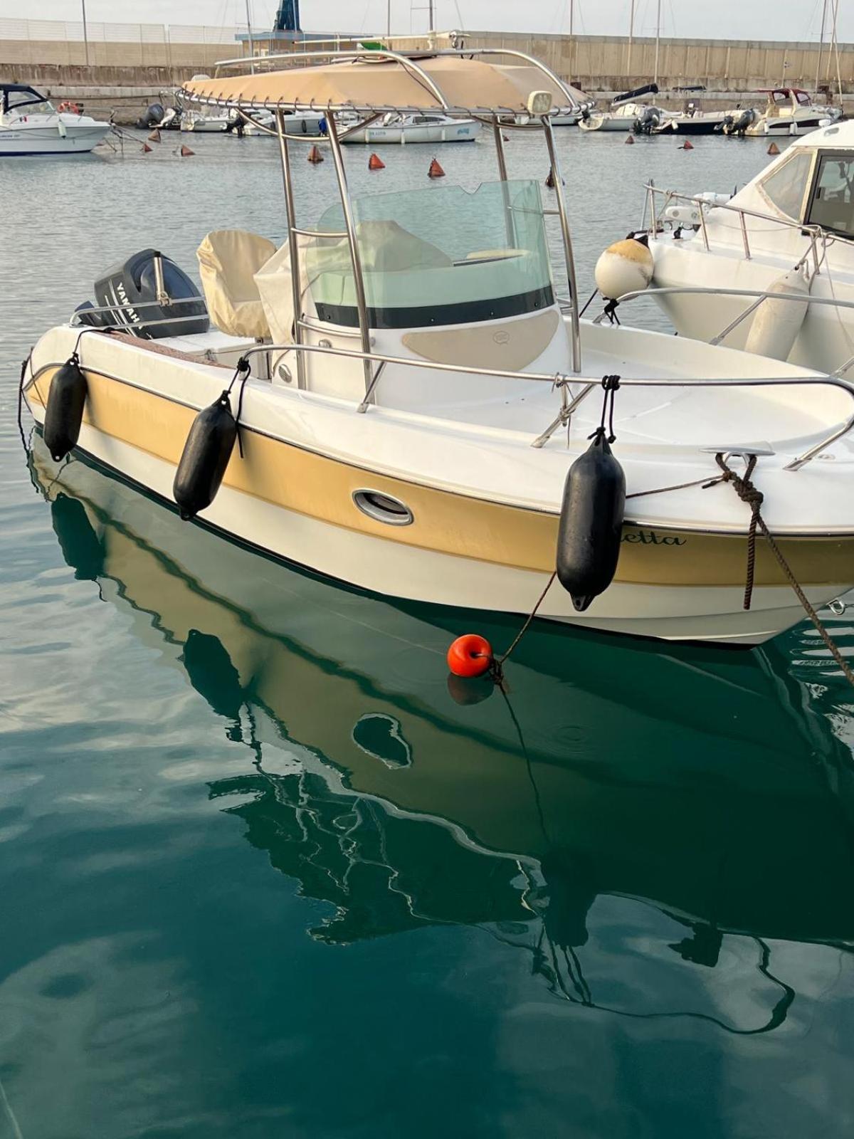 Fd Apartments - Zoe Prestigioso Appartamento Vicino Alla Stazione E Al Centro Monopoli Bagian luar foto
